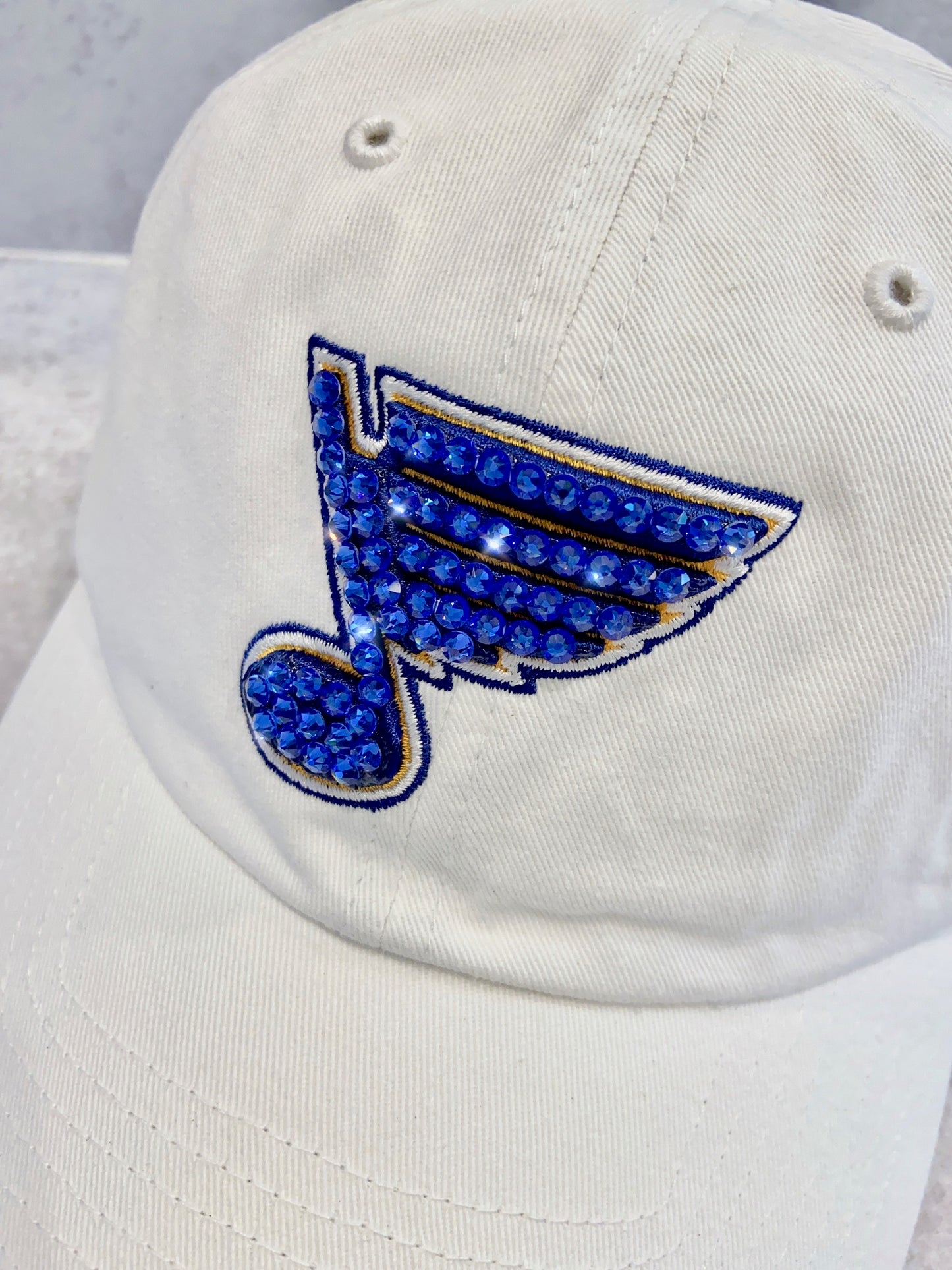 Blue Note '47 White with Blue Clean Up - ROCKS